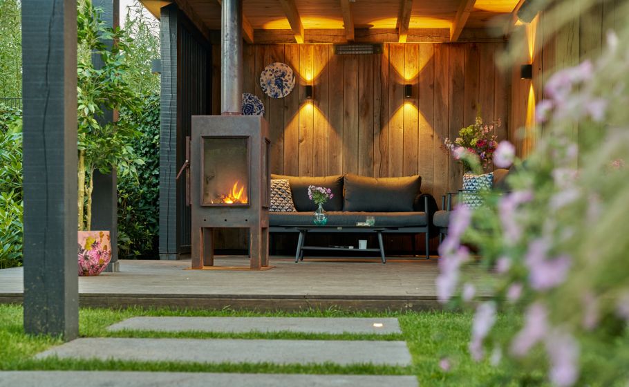 Terrasoverkapping van duurzaam douglashout