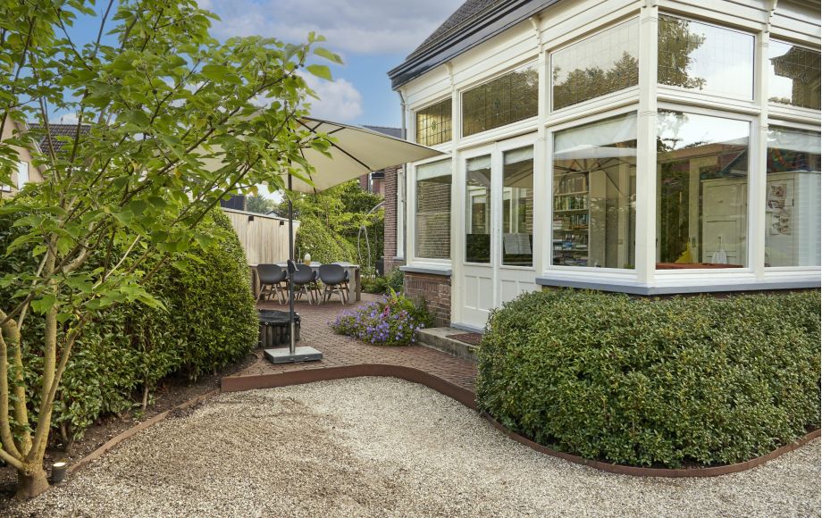 Tuin karakteristieke jaren 20 villa